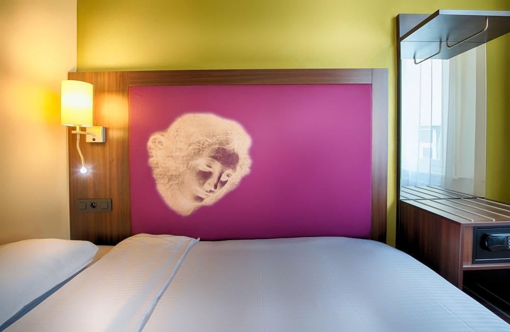 Leonardo Hotel Antwerpen Ngoại thất bức ảnh