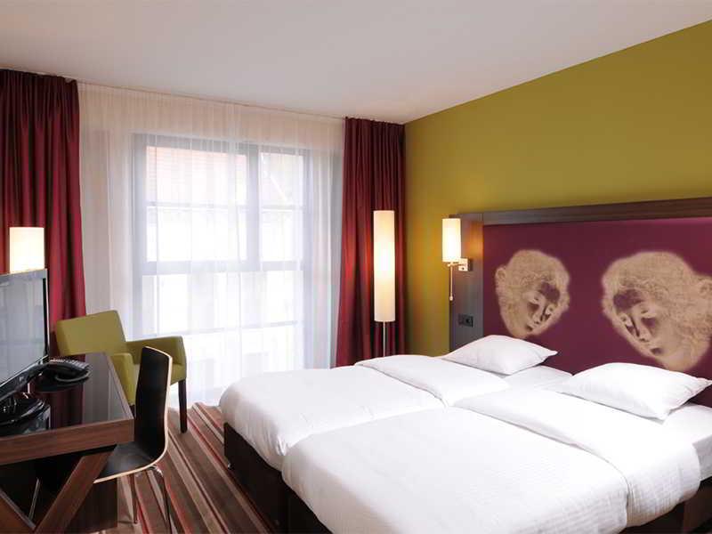 Leonardo Hotel Antwerpen Ngoại thất bức ảnh
