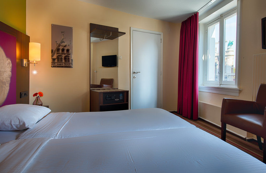 Leonardo Hotel Antwerpen Ngoại thất bức ảnh